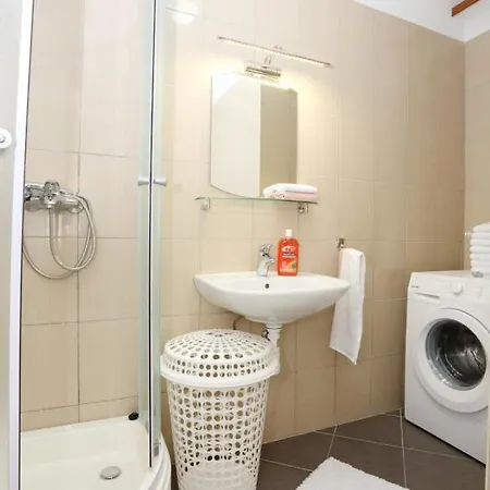 Apartament Andelic Vinišće