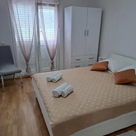 Andelic Apartament *